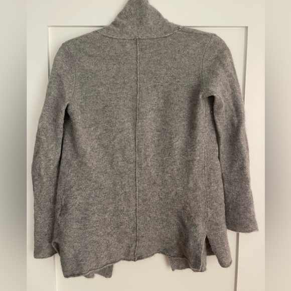 Cashmere Sweater - Picture 5 of 5